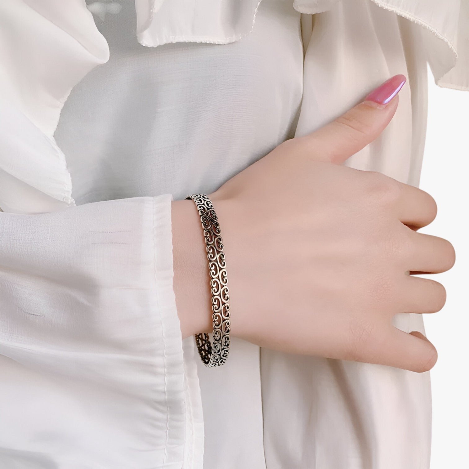 Dahlia | Elegante polsino in argento con motivo a nuvole - - BRACELET FOR WOMEN BRACELETS bracelets for women - Concept Palermo