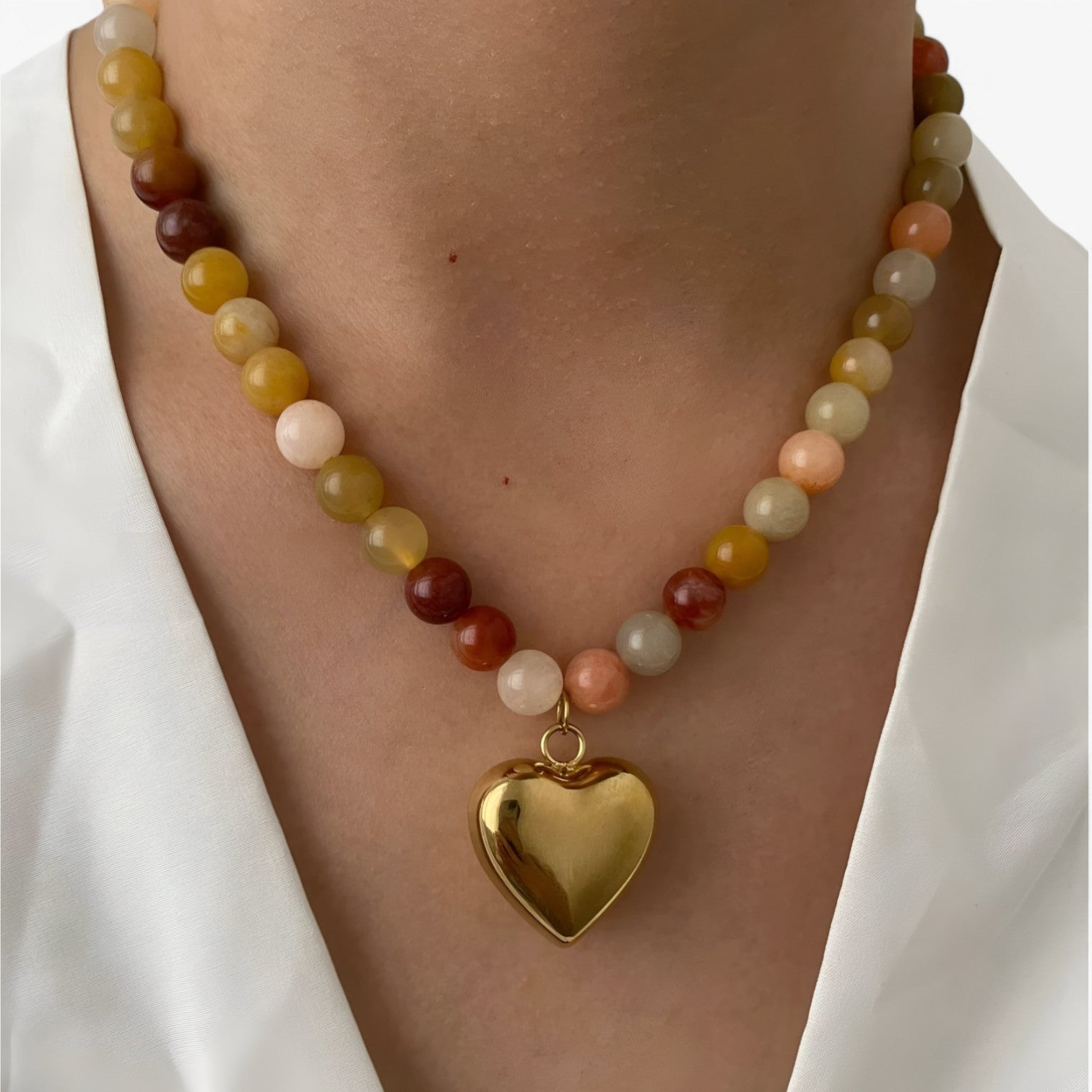 Peri | Collana di perline impermeabile colorata con cuore dorato - - elegant womens necklaces NECKLACES Necklaces for Women - Concept Palermo