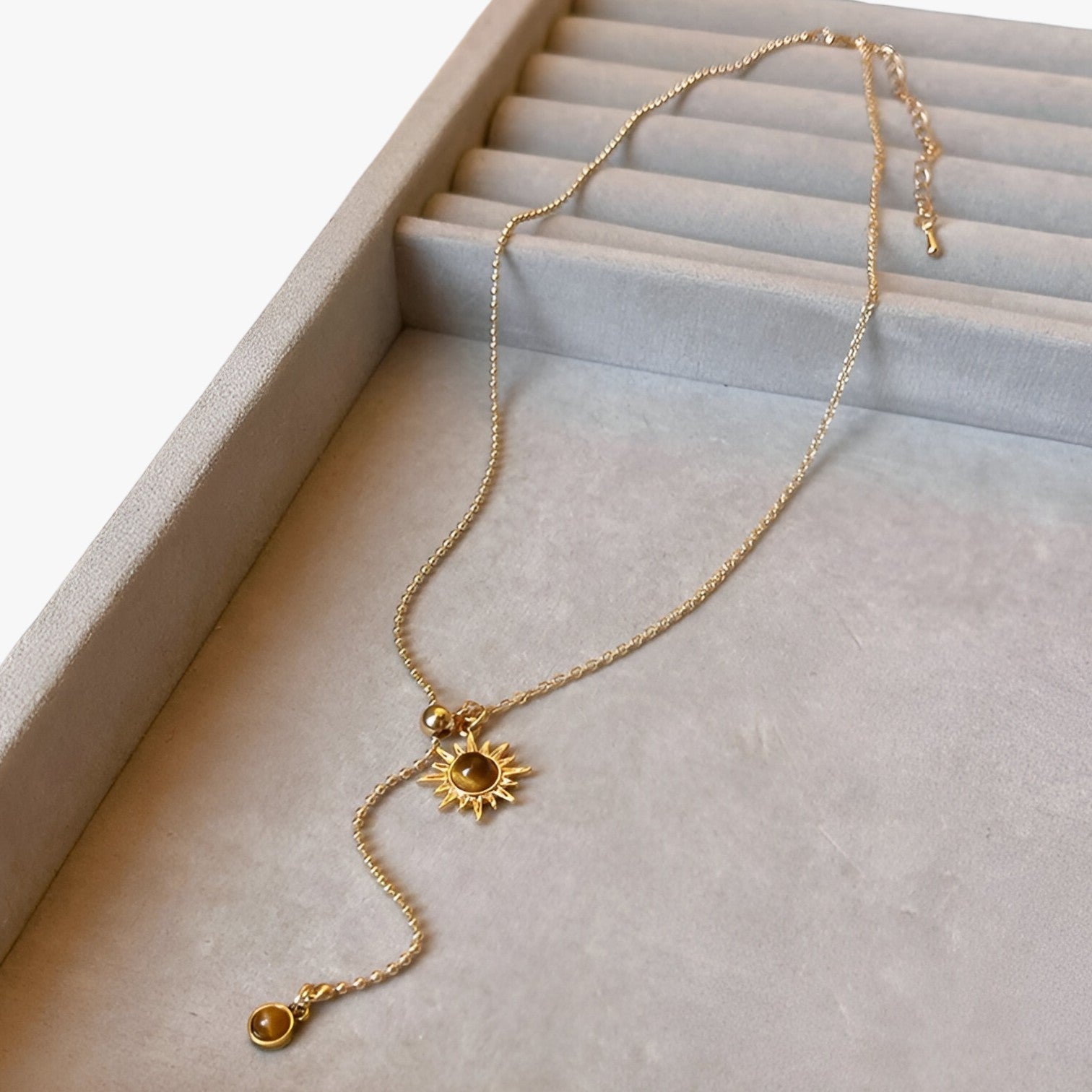 Reese | Collana in Tigriocchi Fiore di Sole Accessorio Lussuoso Autunno/Inverno - - elegant womens necklaces Necklace NECKLACES Necklaces for Women - Concept Palermo