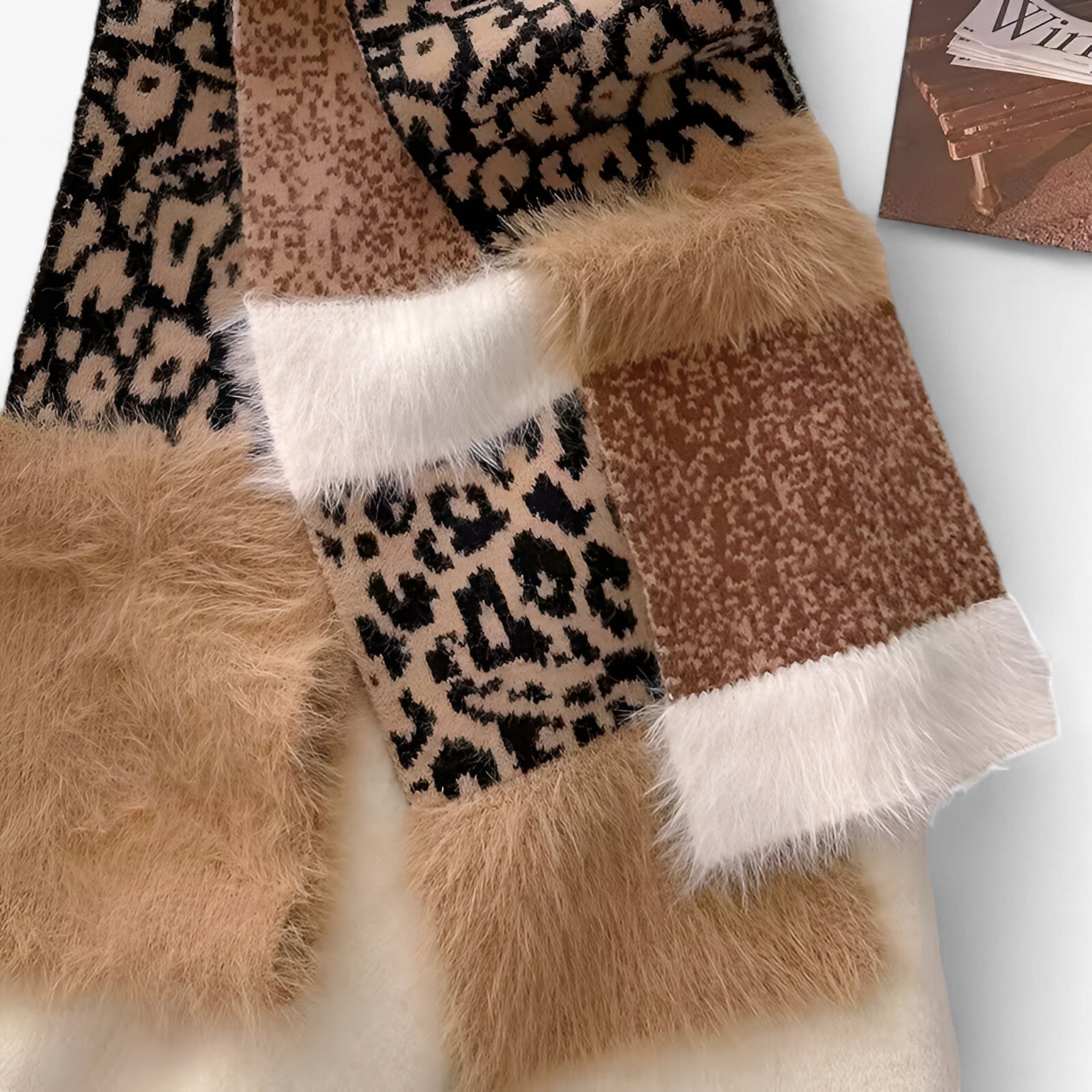Leonie | Sciarpa leopardata: un must caldo ed elegante - - - Concept Palermo