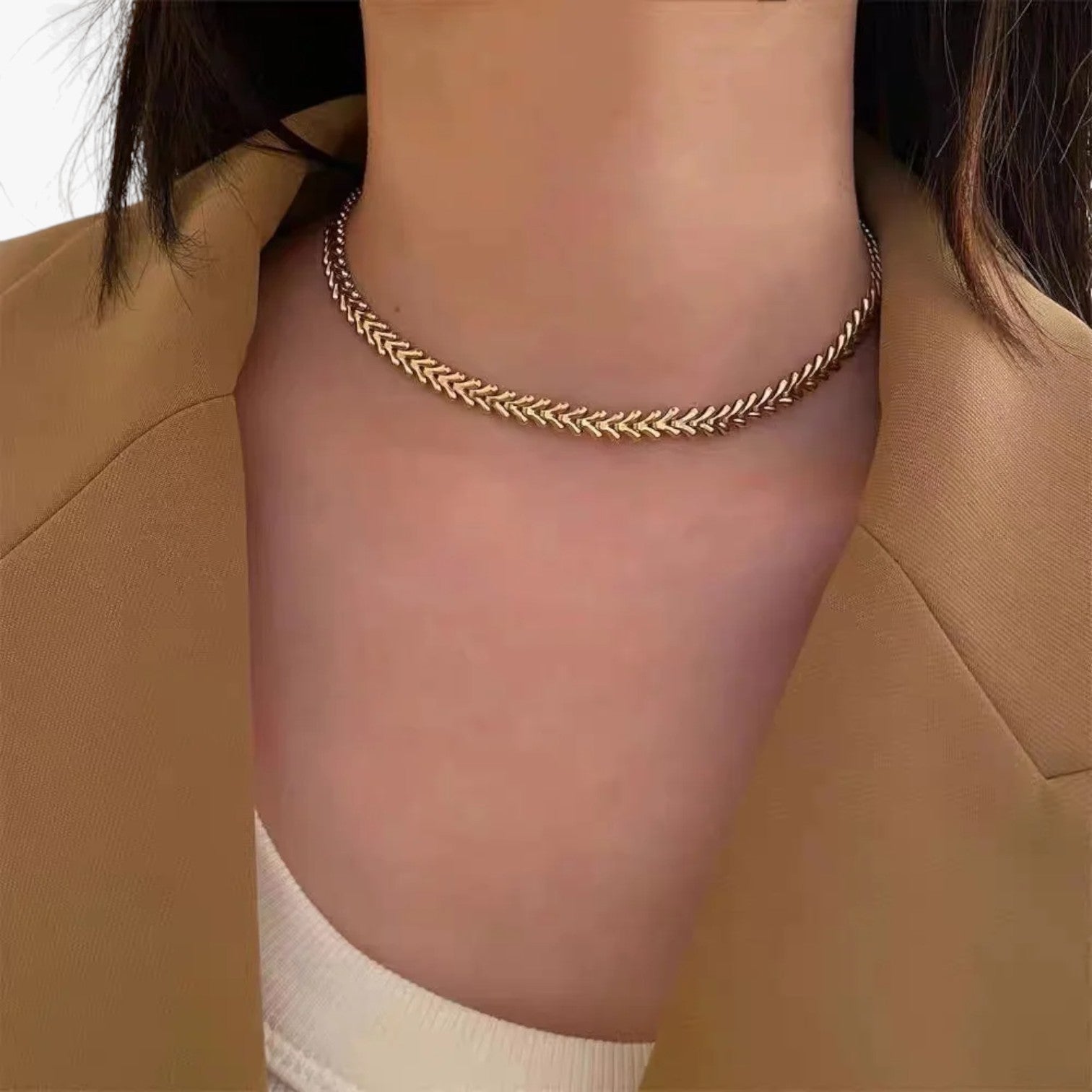 Anastasia | Collana Choker in acciaio inossidabile a forma di bottiglia - - elegant womens necklaces Necklace NECKLACES Necklaces for Women - Concept Palermo