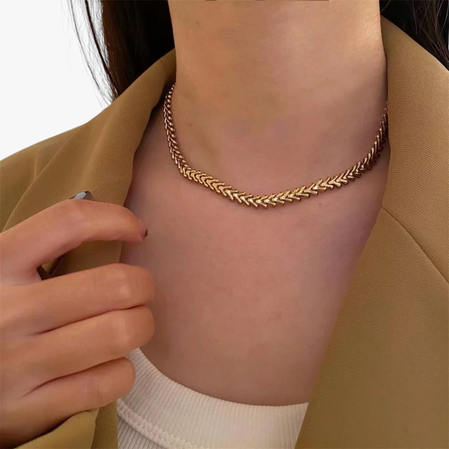 Anastasia | Collana Choker in acciaio inossidabile a forma di bottiglia - - elegant womens necklaces Necklace NECKLACES Necklaces for Women - Concept Palermo
