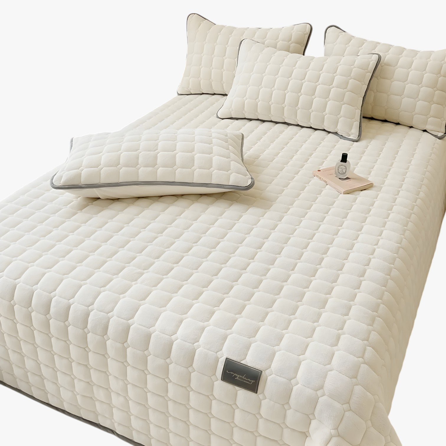 Perla | Lussuoso copripiumino in morbido velluto per comfort e lusso - Beige 230x250cm-Re Constantine - bedroom Home - Concept Palermo