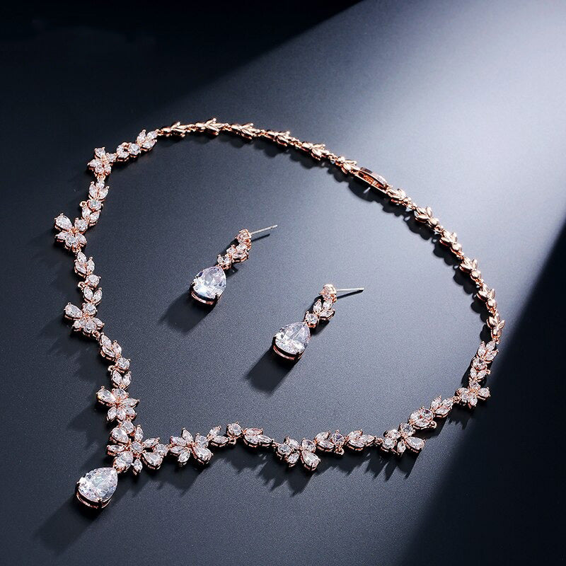 Set di gioielli con cristalli e perle per donne - Oro Rosa - Jewelry necklace Necklaces for Women - Concept Palermo