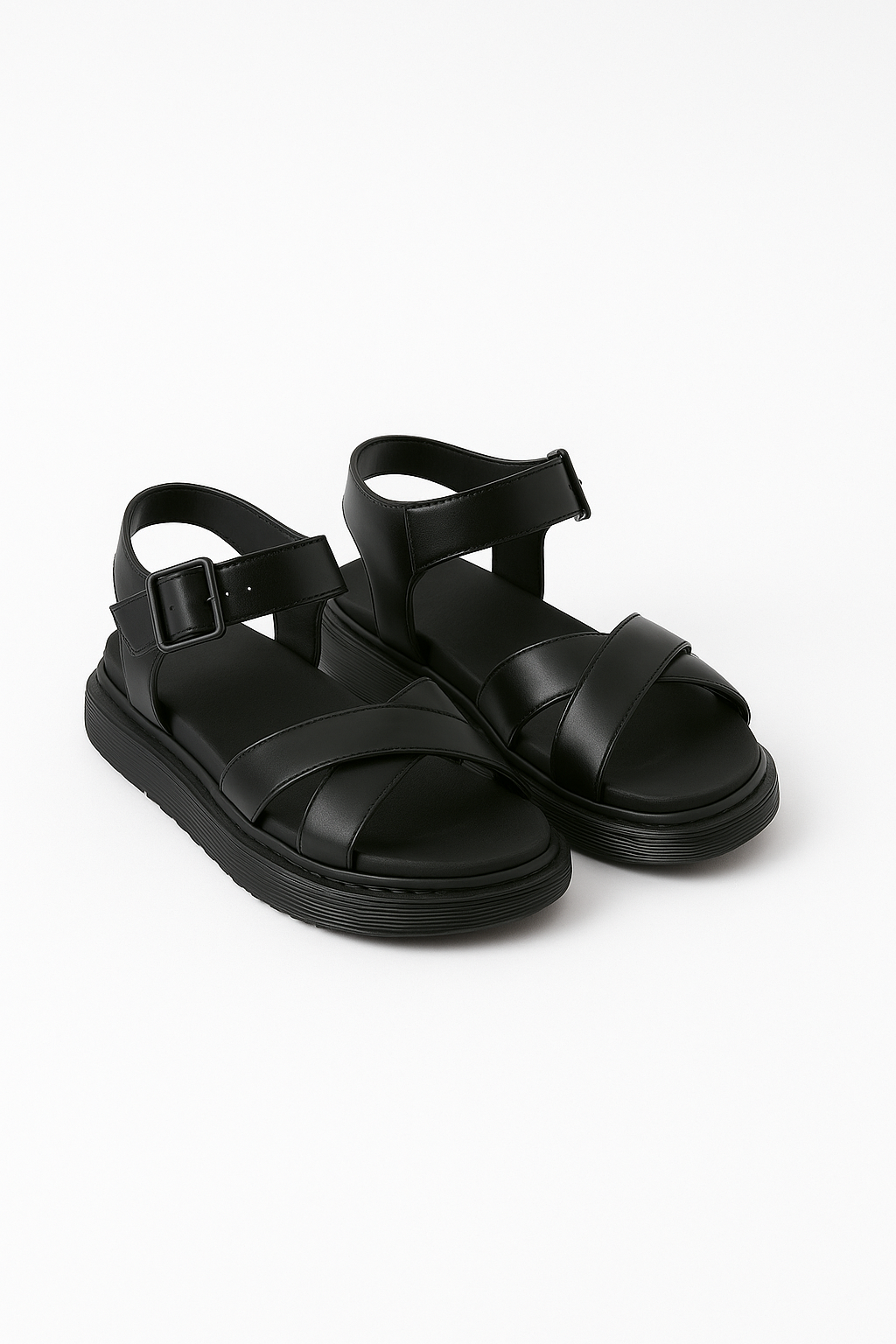 Sandali Artemis con fibbia a plateau - Nero - fashion Frauen Sandalen women - Concept Palermo