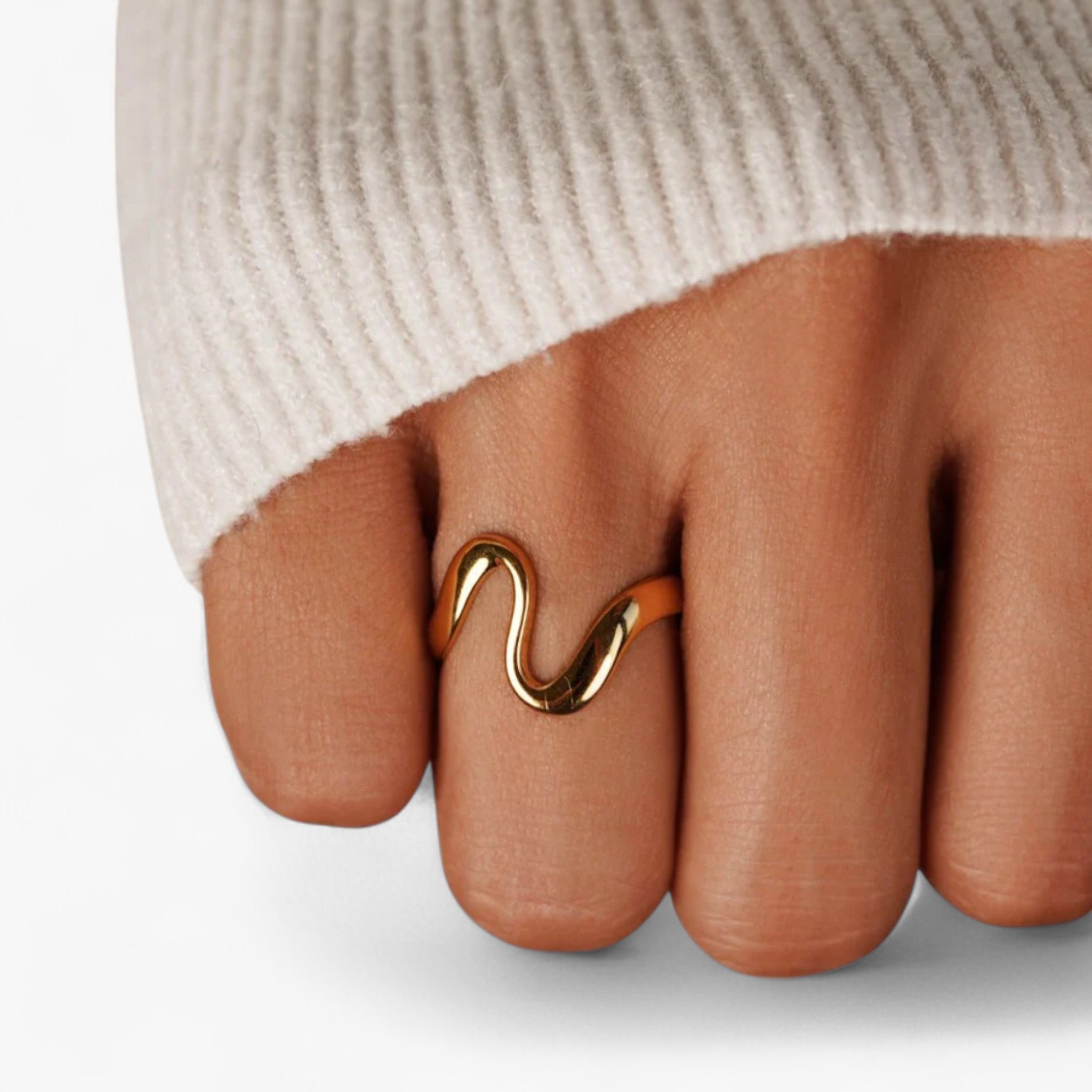 Anello Ondulato d'Oro - - EverydayEssentials gold HYPOALLERGENIC Minimal MINIMALISTIC New Arrivals Ring - Concept Palermo