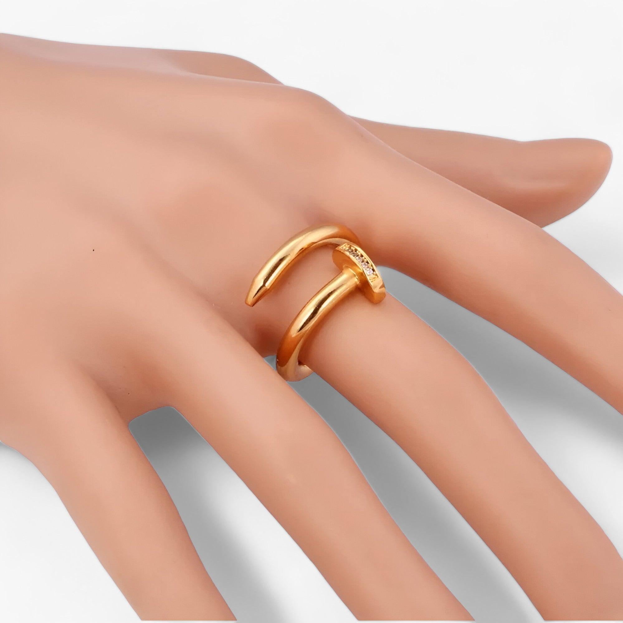 AMELIA | Anello con chiodo - Per uno stile trendy e versatile - - Rings womens ring - Concept Palermo
