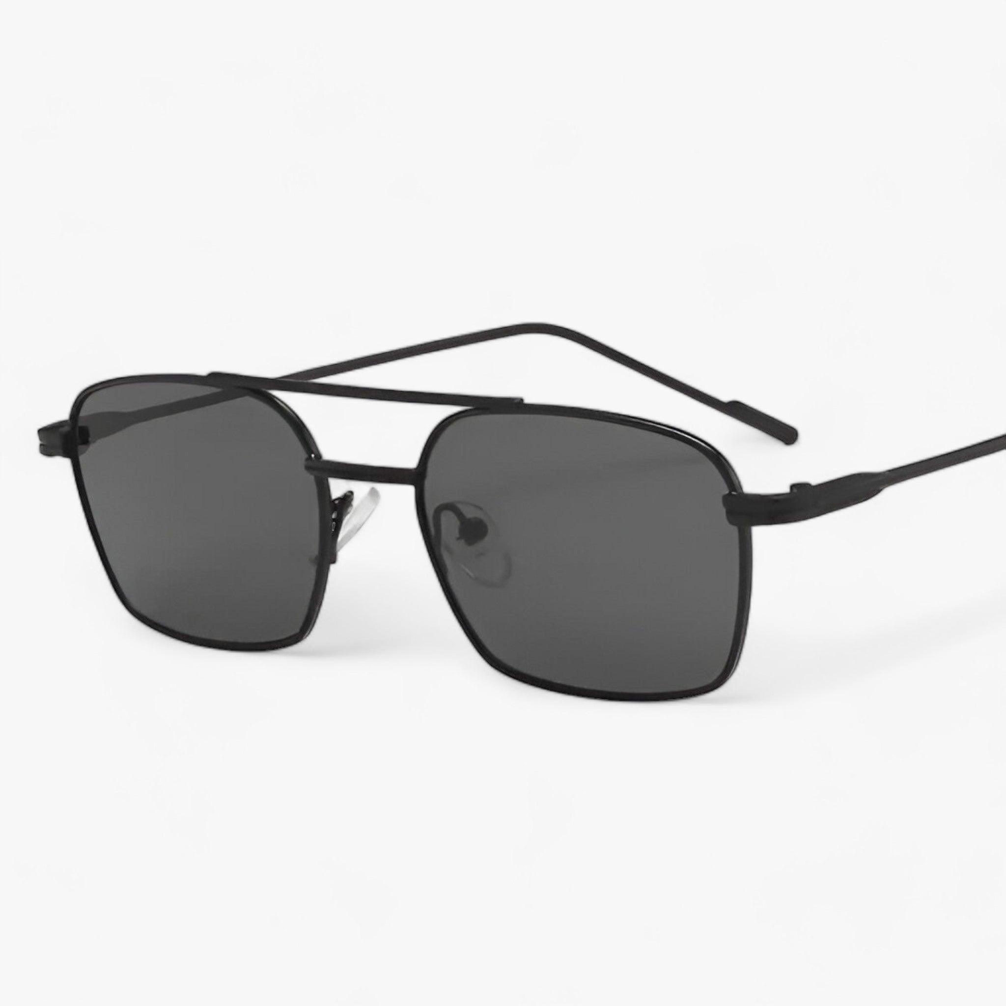 Retro | Occhiali da sole vintage in metallo: ideali per proteggere gli occhi - Nero-Grigio - ADULT ALLOY EYEWEAR Mainland China NONE Polycarbonate Rectangle Sunglasses WOMEN - Concept Palermo