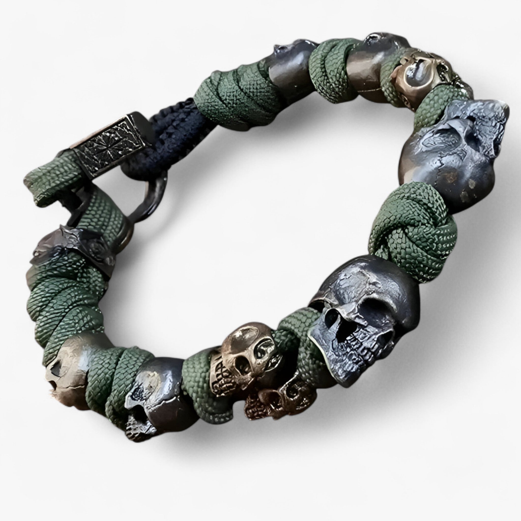 URGO™ | Bracciale Premium Paracord con Teschio d'Argento dell'Esercito - Verde militare - bracelet for men BRACELETS mens bracelet - Concept Palermo
